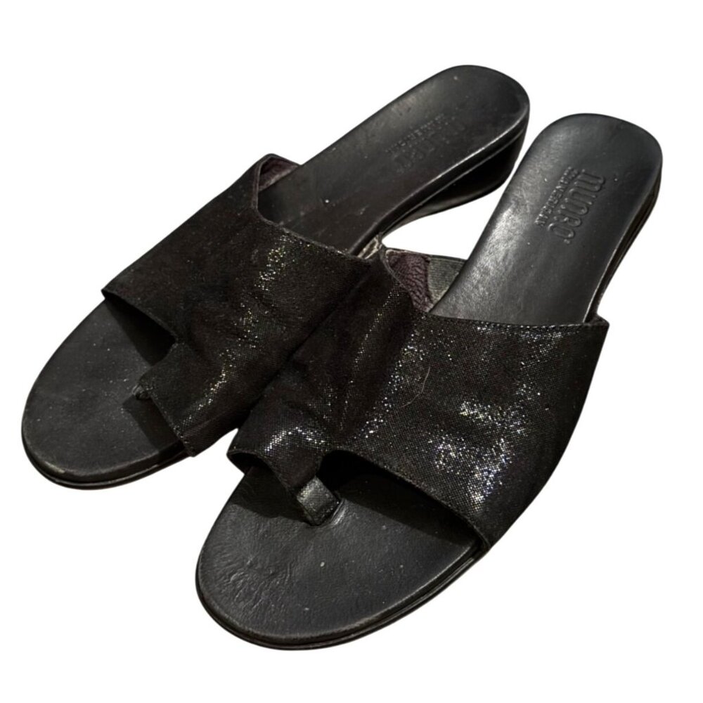 Munro Black Leather Slide Toe Loop Sandals Women’s Size 9